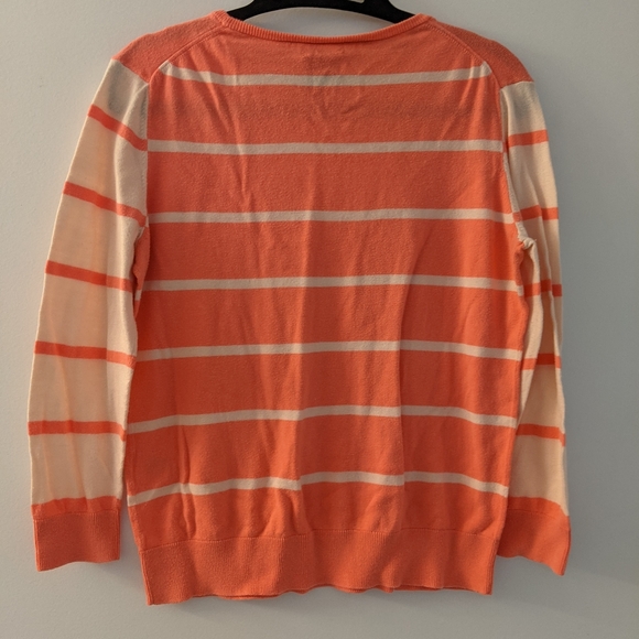 Lord &Taylor lightweight top - Picture 9 of 13